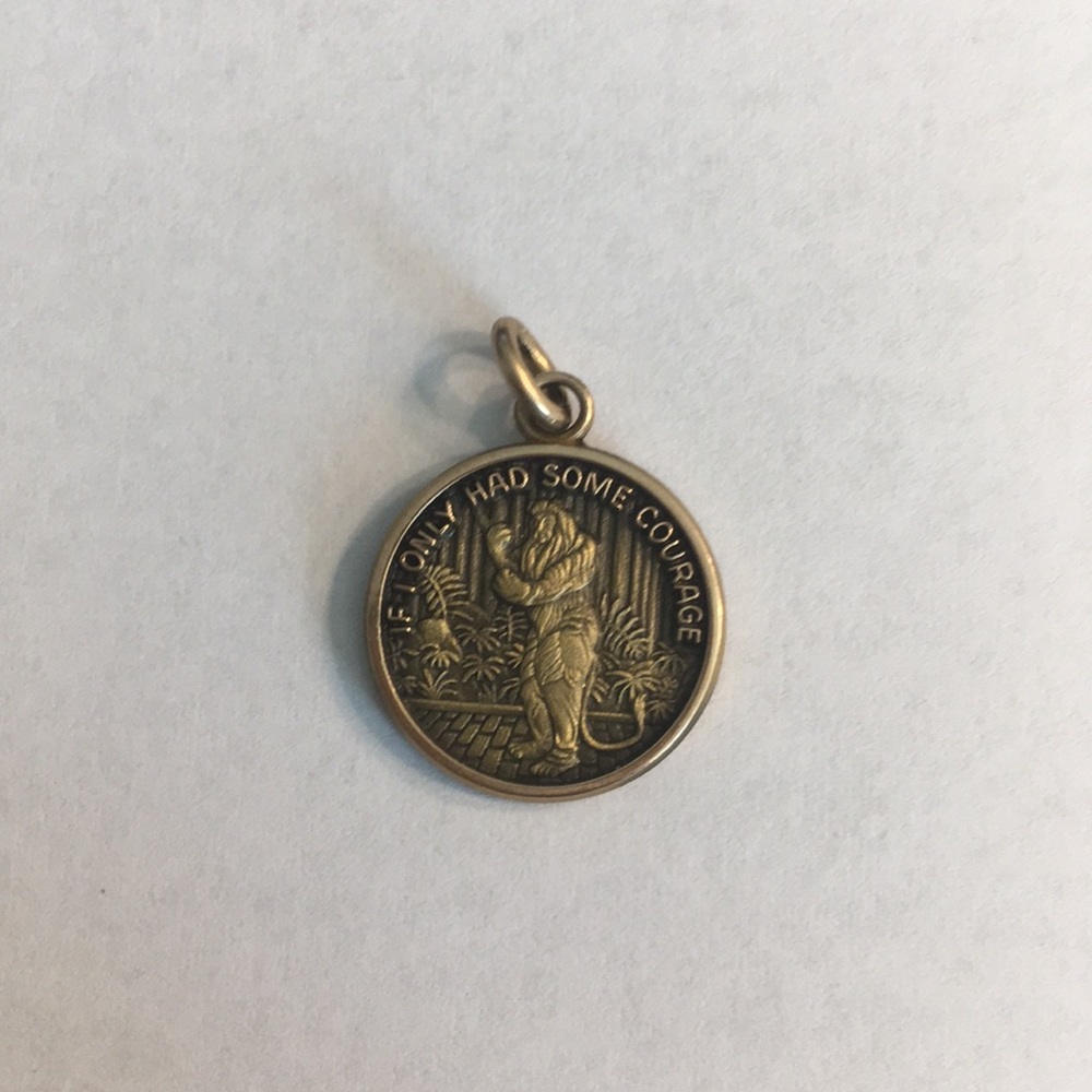 Wizard of Oz- Courage charm